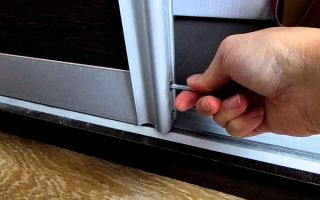 How to adjust the closet door, expert advice