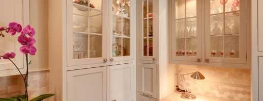 Карактеристике кухињских ормара за суђе, нијансе избора