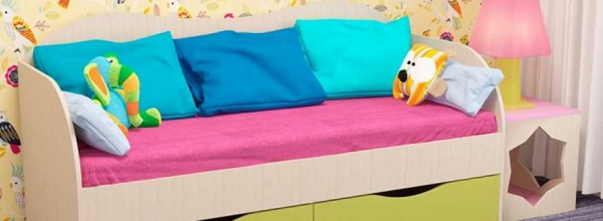 Avantatges d'un llit infantil amb calaixos, varietats de dissenys