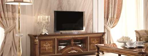 So wählen Sie einen TV-Ständer im klassischen Stil, kompetente Beratung