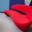 How to refresh the interior with a red sofa, design tips