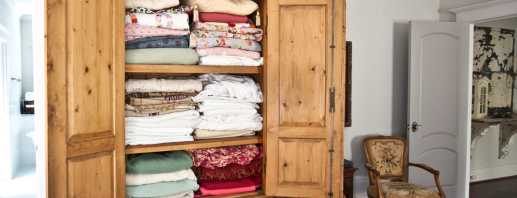 Descripción general de los gabinetes de ropa con estantes, reglas de selección