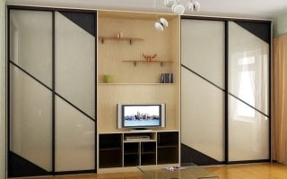 Options for sliding doors for fitted wardrobes, their features