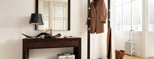 Pravidla pro umístění zrcadla na chodbě, tipy pro výběr a návrh