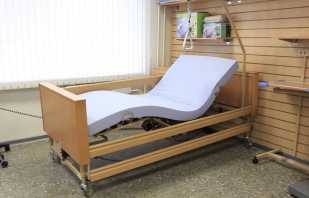 Funzioni utili di letti per pazienti a letto, opzioni popolari per i modelli