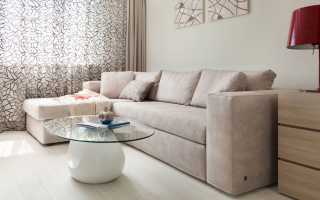 Beige-sohvan ja sisustustyylin yhdistelmä