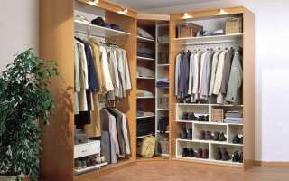 Filling options for sliding wardrobes for an entrance hall, selection tips