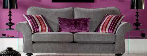L'uso di un divano grigio all'interno, opzioni di combinazione
