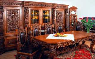 Die Verwendung von geschnitzten Möbeln im Innenraum, verschiedene Optionen und deren Eigenschaften
