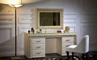 Populárne modely toaletného stolíka so zrkadlom v spálni, ich výhody