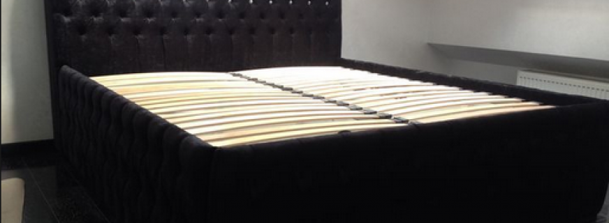 Membuat katil dengan rhinestones, pilihan hiasan popular
