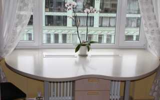 The nuances of placing a kitchen table on a windowsill, its pros and cons