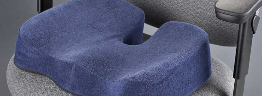 The purpose of the orthopedic pillow on the chair, its design