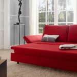 מיטת ספה אדומה