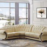 Sudut sofa Versace