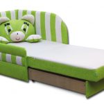Vihreä sohva