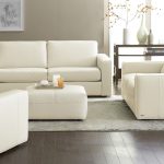Bijela sofa