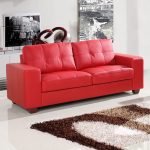 Crvena sofa